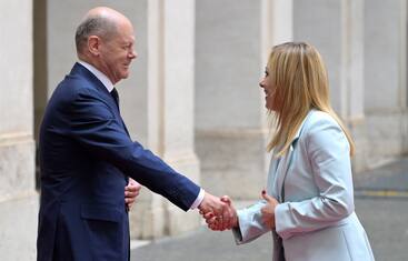 Meloni: "Intesa con Scholz su Piano d'azione Italia-Germania"