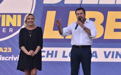 Pontida, Le Pen: "Lottiamo per libertà". Salvini: "Io e Meloni uniti"