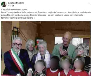 Definisce bimbo "negroide": bufera sul segretario leghista di Mantova