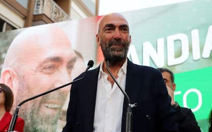 Elezioni Bari, vince Vito Lecces (Pd): "Ora comincia il duro lavoro" 