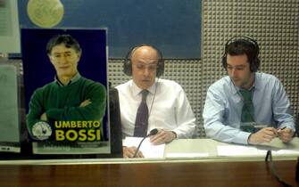 RADIO PADANIA LEGA NORD TRASMISSIONE RADIOFONICA RADIO PADANIA LEGA NORD SINDACO ALBERTINI GABRIELE PARTECIPA AD UNA TRASMISSIONE RADIOFONICA DI SALVINI MATTEO E IMMAGINE DI BOSSI UMBERTO (MILANO - 2004-02-04, Mauro Bottaro) p.s. la foto e' utilizzabile nel rispetto del contesto in cui e' stata scattata, e senza intento diffamatorio del decoro delle persone rappresentate