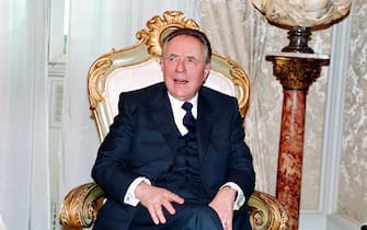 Carlo Azeglio Ciampi, allora presidente del Consiglio, in una foto d'archivio del 4 gennaio 1994. ANSA/