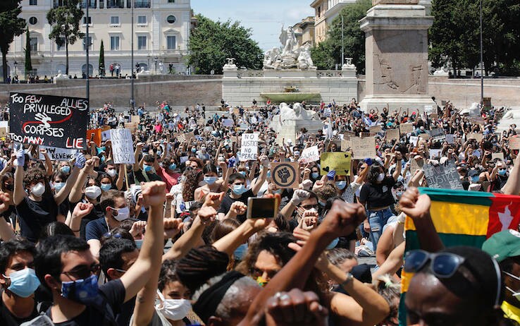 Un momento della manifestazione Un momento della manifestazione