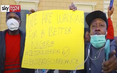 Roma, protesta per violenza polizia davanti ambasciata Nigeria. VIDEO