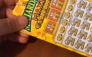 Frosinone, gioca 2 euro e vince un milione: è caccia al fortunato