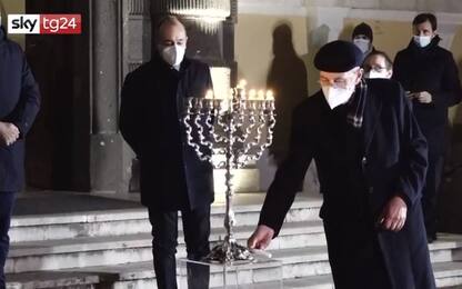 Covid Roma, cerimonia di Hannukkah allo Spallanzani. VIDEO