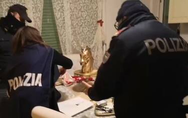 Droga, estorsioni e omicidio con metodo mafioso: 19 arrestati a Latina