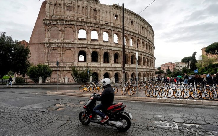 Smog A Roma, Domenica Ecologica: Stop Alle Auto | Sky TG24