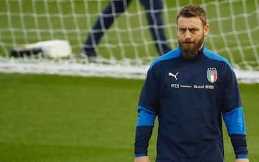 Italy's staff member Daniele De Rossi during the training session on the eve of the FIFA World Cup Qatar 2022 qualification round one soccer match Italy vs Northern Ireland at Ennio Tardini stadium in Parma, Italy, 24 March 2021.   ANSA / ELISABETTA BARACCHI