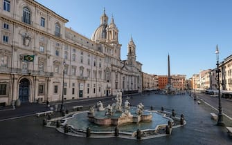 Piazza Navona is deserted during the coronavirus emergency lockdown, in Rome, Italy, 23 March 2020. 
ANSA/ALESSANDRO DI MEO