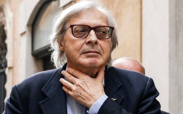 Vittorio Sgarbi indagato, voleva vendere un quadro a Montecarlo senza