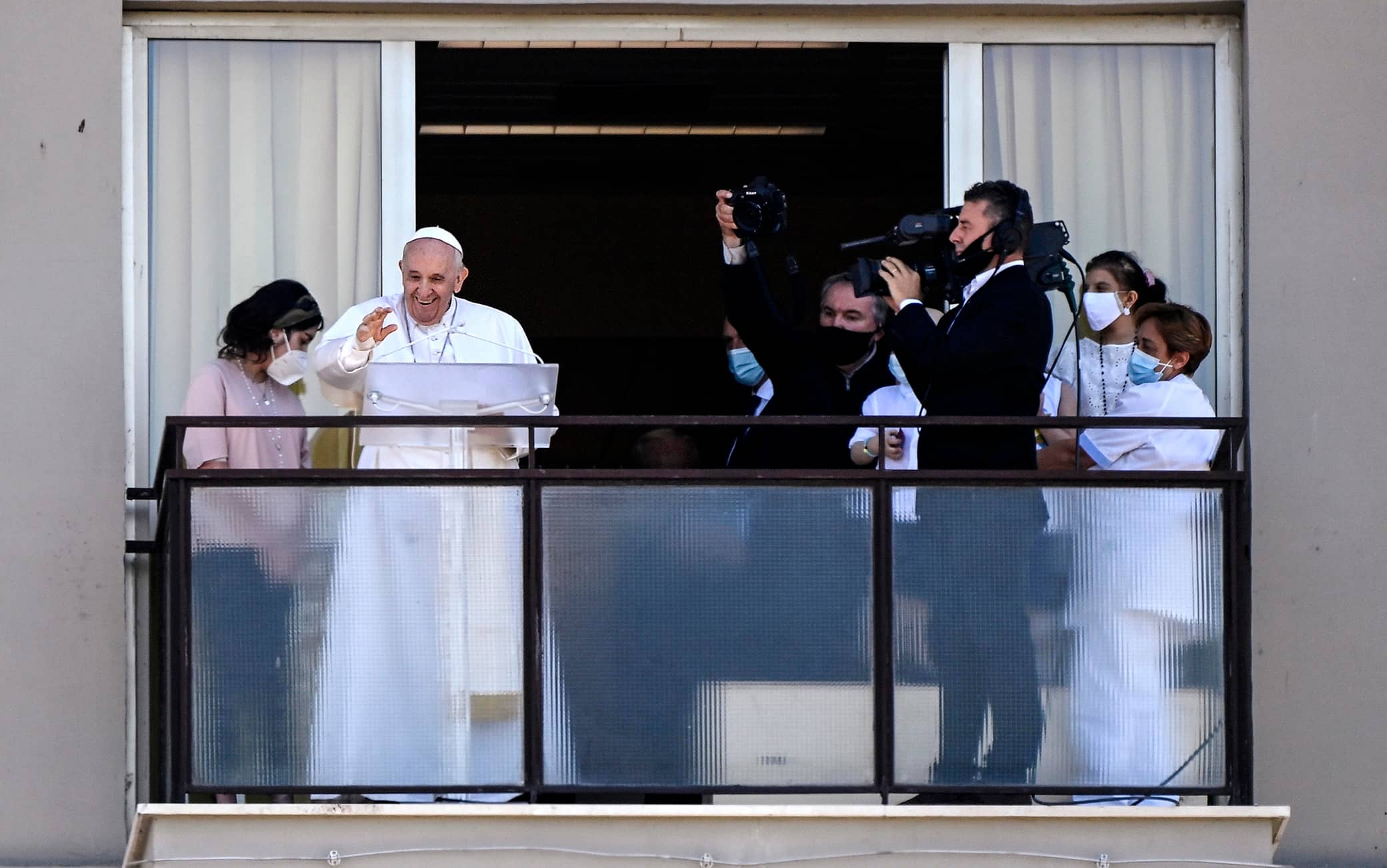 Pope Francis leads his Sunday Angelus prayer from a balcony at the Gemelli hospital where he underwent a scheduled colon surgery on 04 July, Rome, Italy, 11 July 2021. ANSA/RICCARDO ANTIMIANI