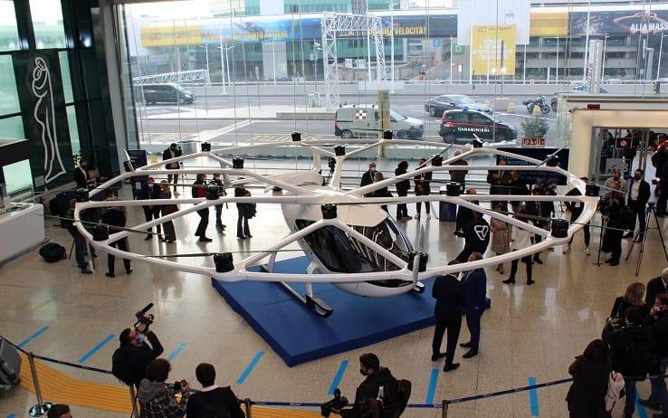 Italy is at the forefront, at a European level, for the development of urban air mobility of the future: the aerotaxy Volocity, an innovative, fully electric machine of the sky, capable of transporting goods and people, has been presented at Rome's Fiumicino airport, Italy, 27 October 2021.
ANSA/ TELENEWS