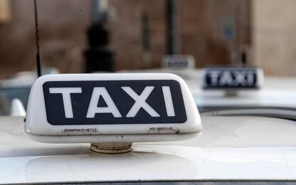 Roma, Gualtieri: "A dicembre sconto del 50 percento su taxi e Ncc"