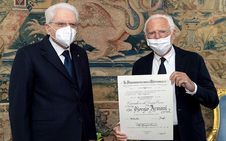 Il presidente Sergio Mattarella con Giorgio Armani