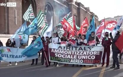 Air Italy, nuovo corteo a Roma: “Lo Stato cerchi una soluzione”. VIDEO