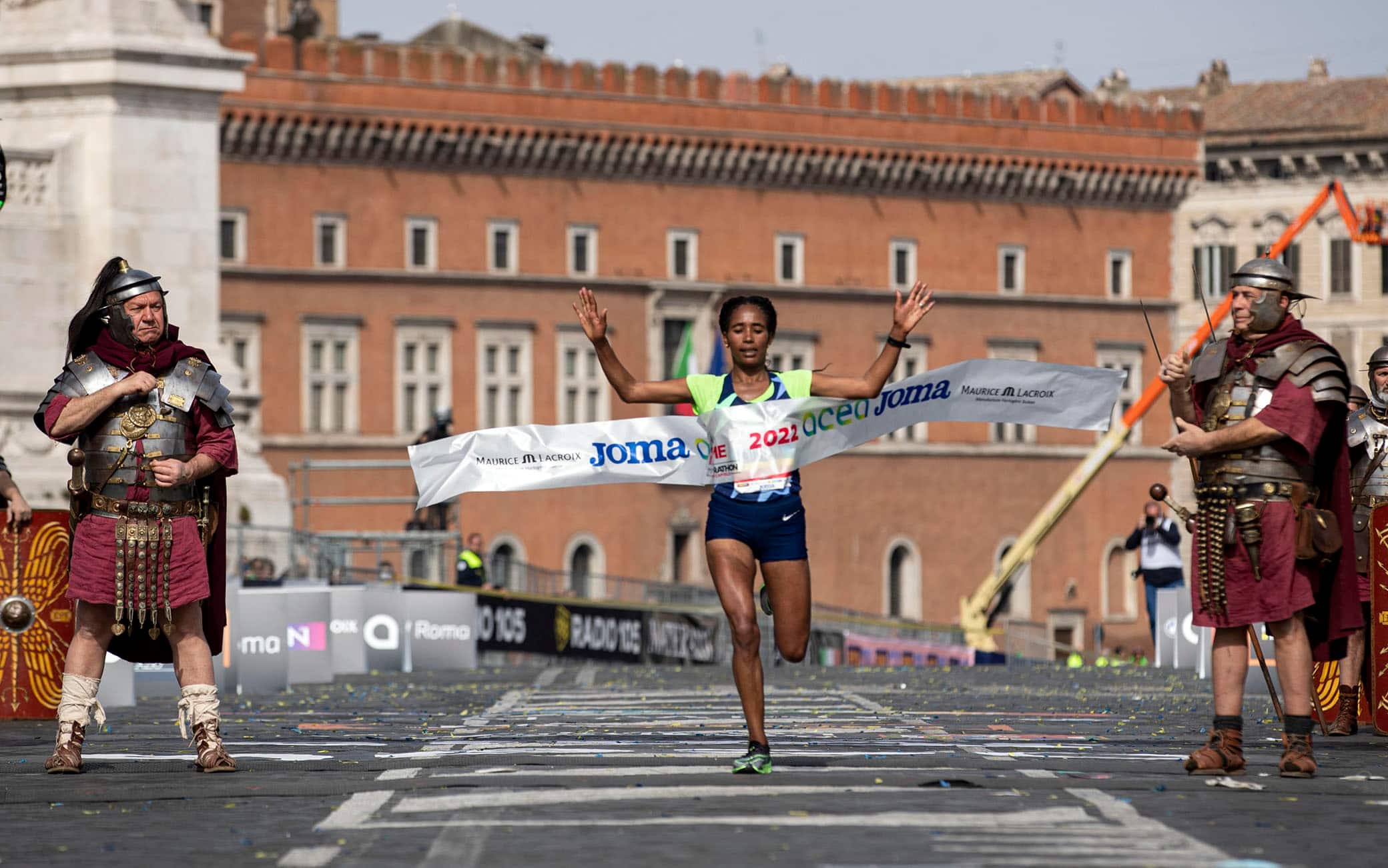 Ethiopian Sechale Dalasa Adugna crosses the finish line to win the Women's Run Rome Marathon, in the centre of Rome, Italy, 27 March 2022. ANSA/MASSIMO PERCOSSI