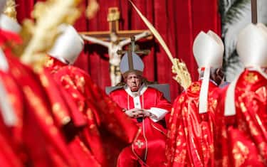 Pope Francis celebrates Palm Sunday Mass in Saint Peterís Square, Vatican City, 10 April 2022. ANSA/ GIUSEPPE LAMI
