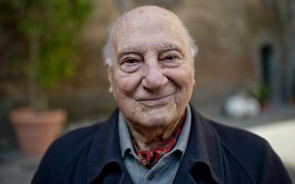 Scrittori, morto Raffaele La Capria: aveva 99 anni