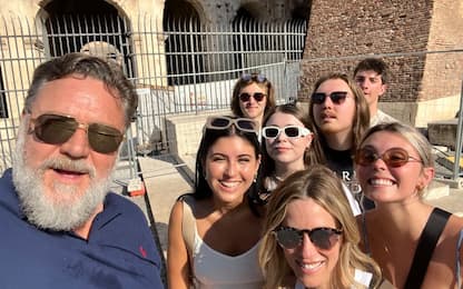 Russell Crowe a Roma: “Porto i figli a vedere il mio vecchio ufficio”