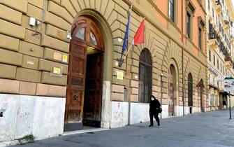 Il liceo Pilo Albertelli di Roma, chiuso agli studenti per la Zona Rossa, 15 marzo 2021. ANSA/CLAUDIO PERI