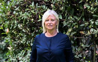 Donatella Bianchi, conduttrice di Line Blu, posa per i fotografi durante la presentazione della prossima stagione del Day-Time della Rai, Roma, 30 agosto 2022. ANSA/ANGELO CARCONI