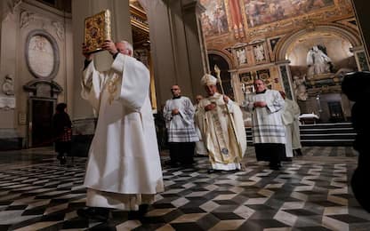 Vaticano, messa a San Giovanni in Laterano: si prega per Benedetto XVI
