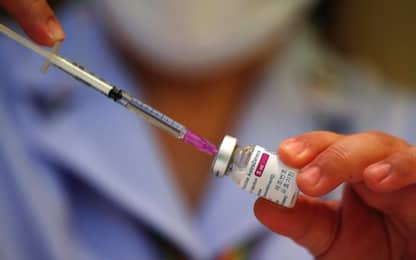 Cts: ok 2ª dose AstraZeneca per under 60 che rifiutano mix vaccini