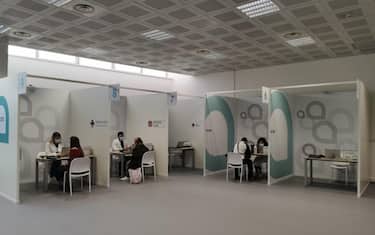 In occasione degli Open day nel Lazio, Acea apre il suo hub vaccinale, diventando la prima multiutility italiana ad aver reso operativa una propria sede con una capacità di oltre 1.000 dosi quotidiane, Roma, 15 maggio 2021.
ANSA/ TIZIANA TORRISI