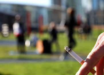 Fumo, scatta petizione: vietare vendita ai nati da inizio 2010 in poi