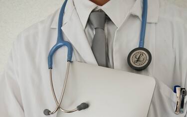 Sardegna, paese del Nuorese senza medico, la sindaca: "Vietato morire"