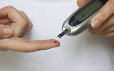 Diabete di tipo 2, svilupparlo da giovani aumenta rischio complicanze