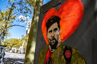 BARCELONA, SPAIN - 2020/08/31: The portrait of Lionel Messi represented as Fidel Castro by the urban artist TV Boy seen at Passeig de Gracia.
After Lionel Messi's decision to leave the Barcelona Soccer Club, his portrait became even more of an icon. (Photo by Paco Freire/SOPA Images/LightRocket via Getty Images)