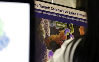 No UK - No US: Model of a coronavirus Spike Protein on a computer screen as United States President Donald J. Trump tours the Viral Pathogenesis Laboratory at National Institutes of Health ™ Vaccine Research Center in Bethesda, Maryland on March 3, 2020. 
Credit: Yuri Gripas / Pool via CNP/AdMedia//Z-ADMEDIA_adm_030320_Trump-NIH_CNP_010/2003040135/Credit:Yuri Gripas/CNP/AdMedia/SIPA/2003040140