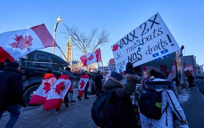Covid Canada, proteste a Ottawa: dichiarato lo stato d'emergenza