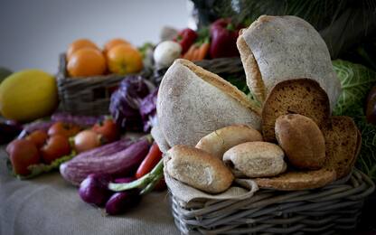 Alimentazione e dieta mediterranea, gli errori degli italiani a tavola