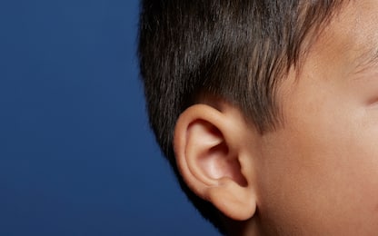 Usa, bambino nato sordo torna a sentire grazie a terapia genica