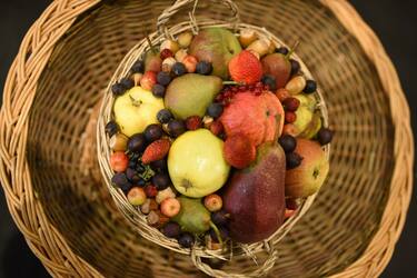 A basket of fruit is displayed to be judged on the first day of the Harrogate Autumn Flower Show held at the Great Yorkshire Showground, in Harrogate, northern England, on September 15, 2017. / AFP PHOTO / OLI SCARFF        (Photo credit should read OLI SCARFF/AFP via Getty Images)