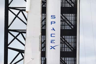 SpaceX, Crew Dragon: rinviato a novembre primo volo umano operativo