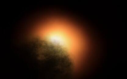 Hubble, scoperto il mistero dell'oscuramento della stella Betelgeuse