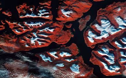 Esa: i colori natalizi nella foto dei satelliti su Tromsø, in Norvegia