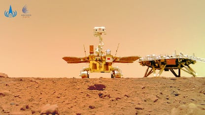 Marte, ecco i primi selfie del rover cinese Zhurong. VIDEO