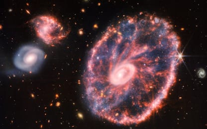 James Webb, il telescopio ritrae la galassia Ruota di Carro. FOTO