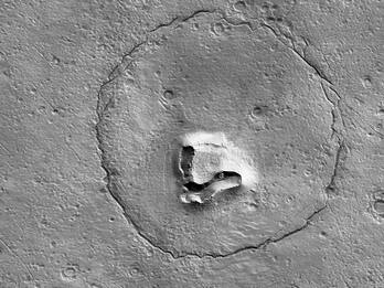 Un orso su Marte, la foto della sonda Mro Nasa conquista il web 