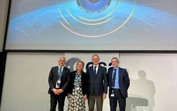 Space, Minister Urso to ESA for the Iride project with businesses