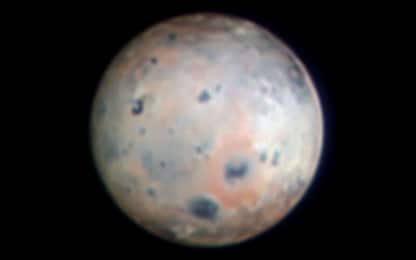 Io, i dettagli della luna vulcanica di Giove fotografata dalla Terra