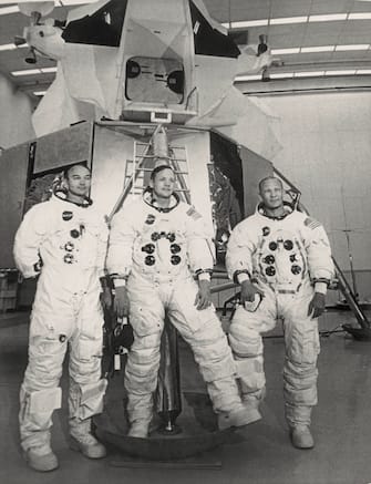 The crew of Apollo 11 (from left to right): Mike Collins, Neil Armstrong and Edwin Aldrin. Kennedy Space Centre in Florida. Juni 27th 1969. Photograph. (Photo by Imagno/Getty Images) Die Besatzung der RaumfÃ¤hre Apollo 11 (v.l.r.): Mike Collins, Neil Armstrong und Edwin Aldrin. Im Kennedy Space Centre in Florida. 27.6.1969. Photographie. .