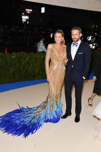 NEW YORK, NY - MAY 01:  Blake Lively and Ryan Reynolds attend the 'Rei Kawakubo/Comme des Garcons: Art Of The In-Between' Costume Institute Gala at Metropolitan Museum of Art on May 1, 2017 in New York City.  (Photo by George Pimentel/WireImage)