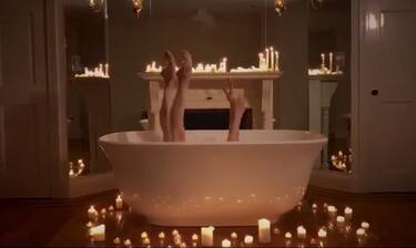 #Hashtagart, "Il Lago dei Cigni" nella vasca da bagno: il video virale
