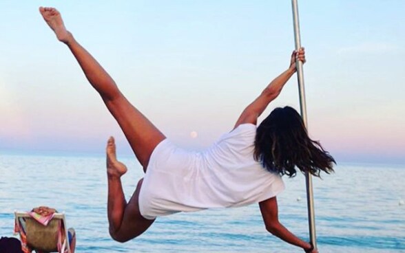 Bianca Guaccero Il Bellissimo Scatto In Spiaggia